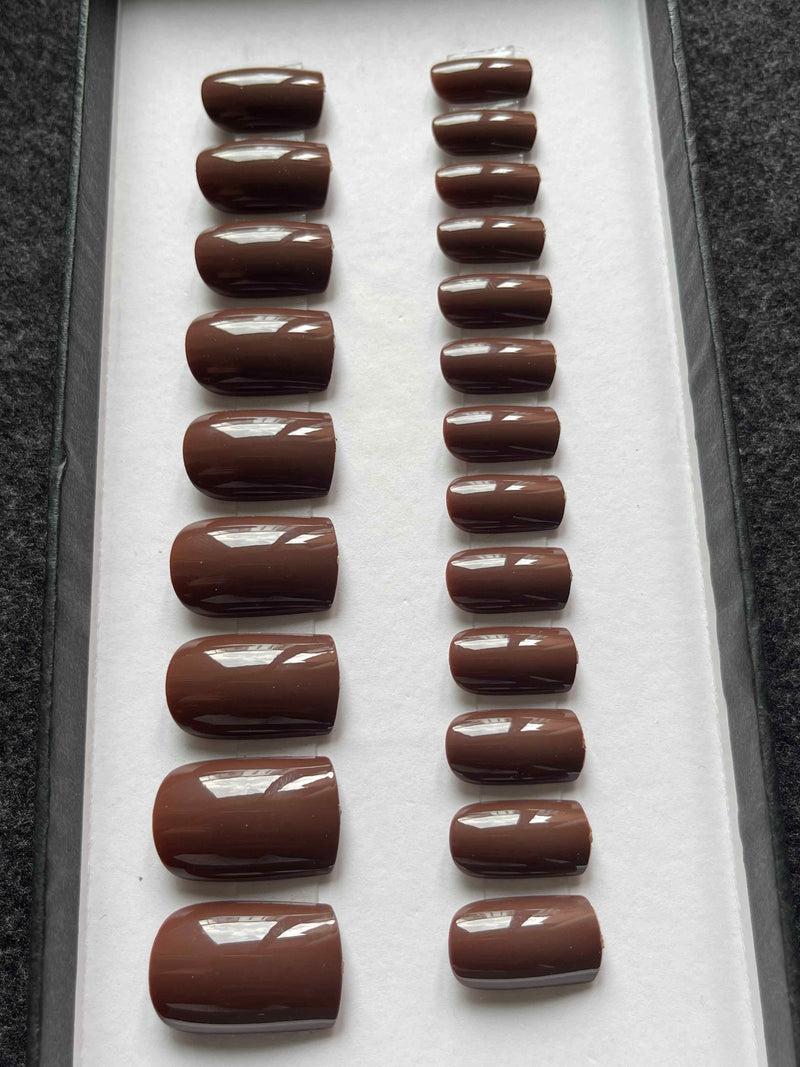 Chocolate - Glossy Carré